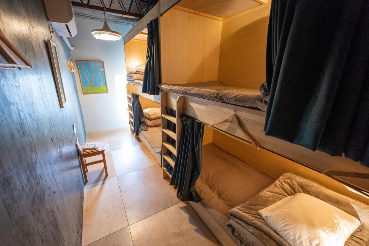 Kamp Houkan-Cho Backpacker'S Inn & Lounge Okayama Exterior photo