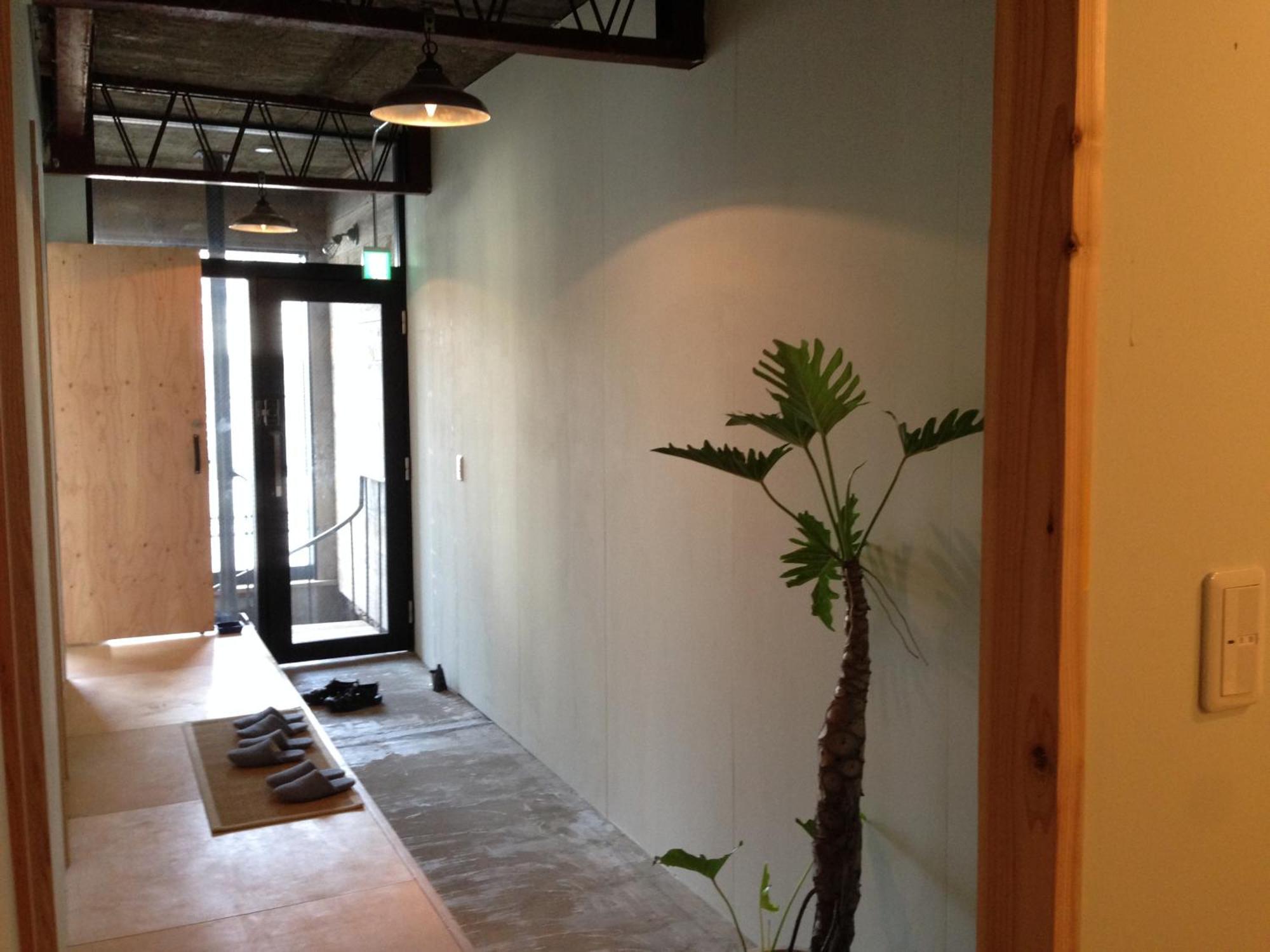 Kamp Houkan-Cho Backpacker'S Inn & Lounge Okayama Exterior photo