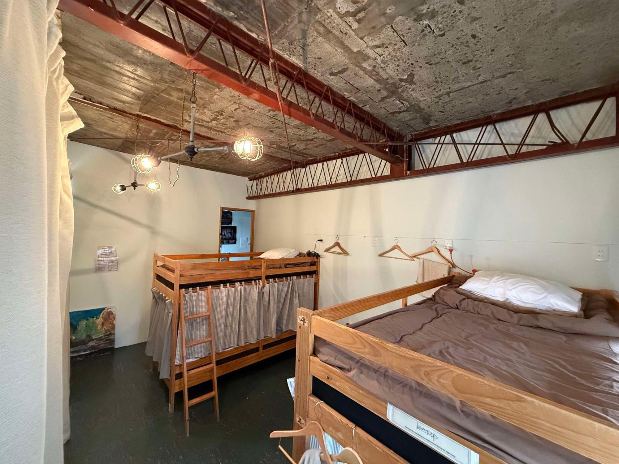 Kamp Houkan-Cho Backpacker'S Inn & Lounge Okayama Exterior photo