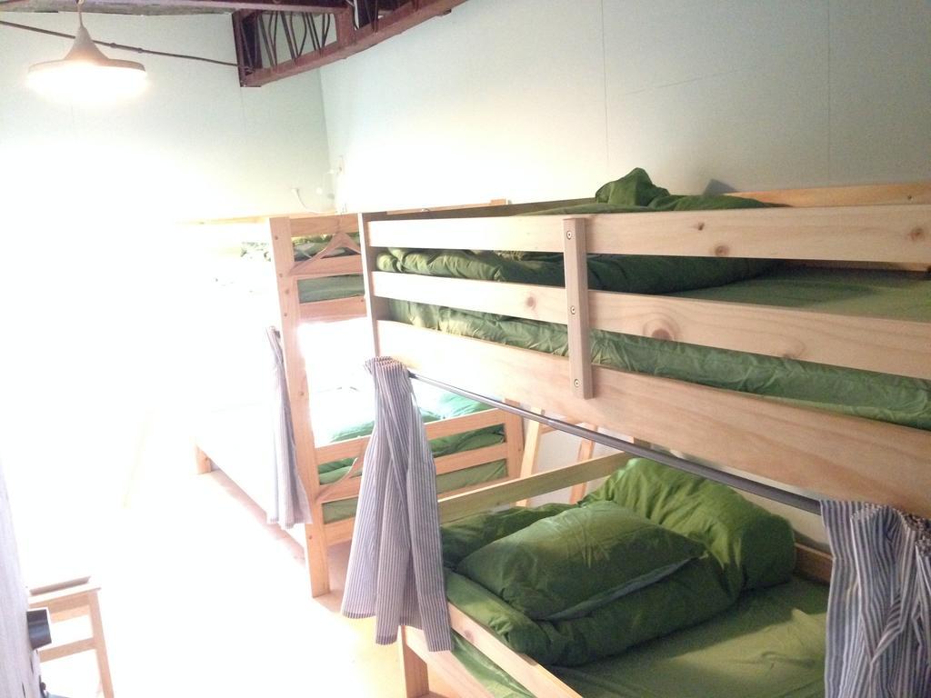 Kamp Houkan-Cho Backpacker'S Inn & Lounge Okayama Room photo