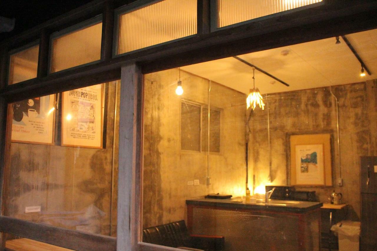 Kamp Houkan-Cho Backpacker'S Inn & Lounge Okayama Exterior photo